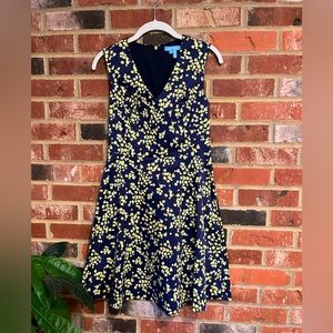 Draper James Love Circle V-neck A-line dress navy will yellow flowers